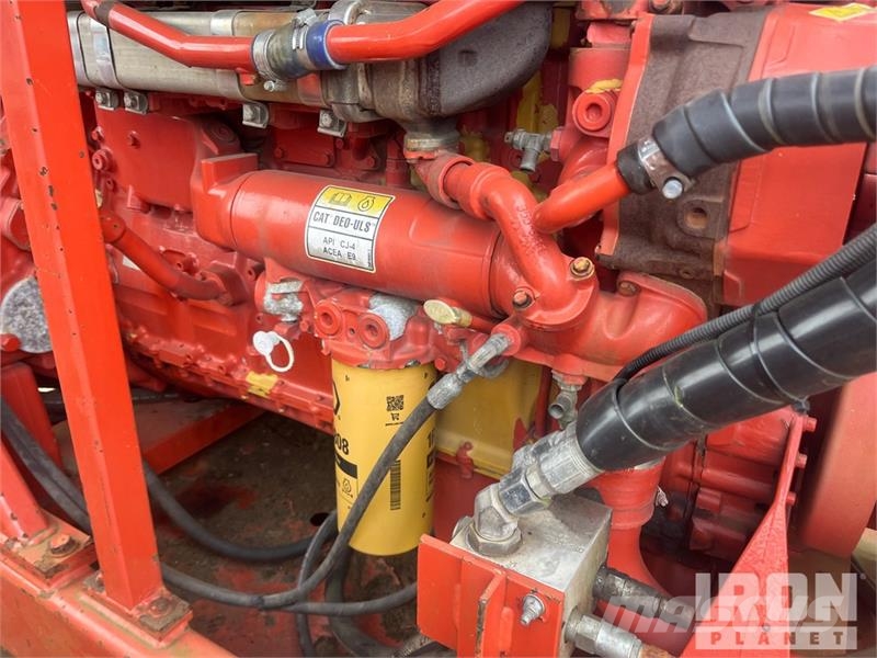 Morbark 3200 Tracked Wood Hog Horizontal Grinder معدات البناء - غير ذلك