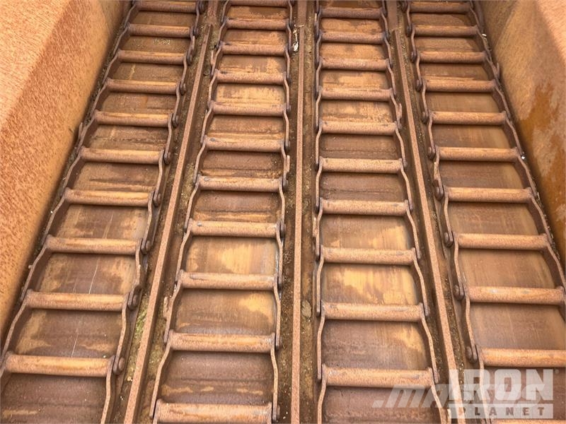 Morbark 3200 Tracked Wood Hog Horizontal Grinder معدات البناء - غير ذلك