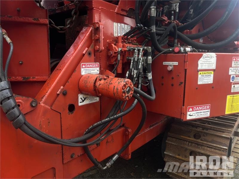 Morbark 3200 Tracked Wood Hog Horizontal Grinder معدات البناء - غير ذلك