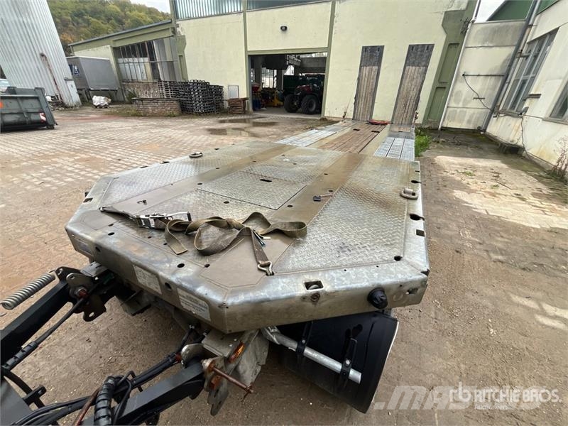 Möslein T4 Quad/A Extendable Lowboy Trailer Maskinhenger