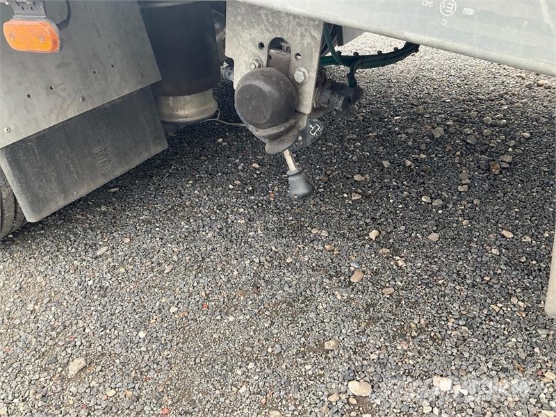 Möslein TT 18 Equipment Trailer 車両運搬用トレーラー