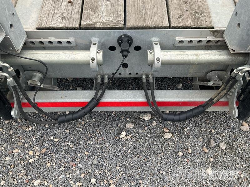 Möslein TT 18 Equipment Trailer 車両運搬用トレーラー