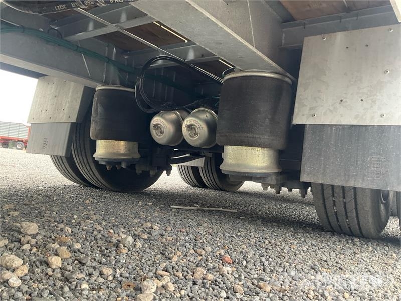Möslein TT 18 Equipment Trailer 車両運搬用トレーラー