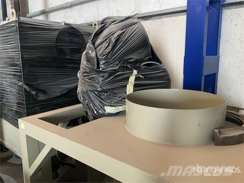 Mukebo Clemco A/S MB-10000D/MBX-104 Sand Blaster ( Construção - Outros