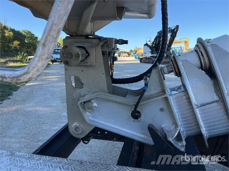Multitel MT 182 DS 18 m on Nissan-Multitel Cabstar 35.12 NT Truck mounted platforms