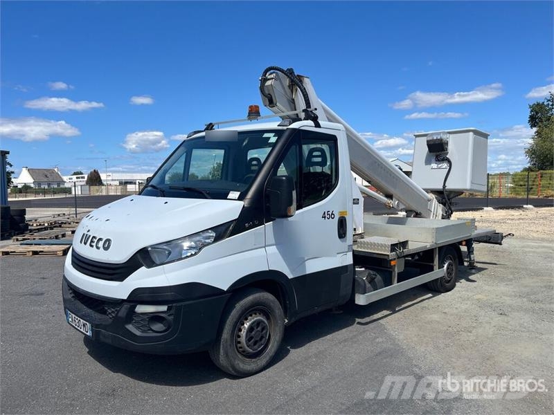 Multitel MT 202 20.2 m on Iveco-Multitel Daily 3C14 4x2 Cam Auto hoogwerkers