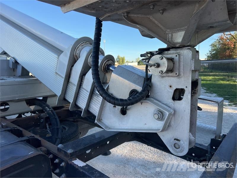 Multitel MT 222 EX 22 m on Nissan-Multitel Cabstar 35.12 NT Truck mounted platforms