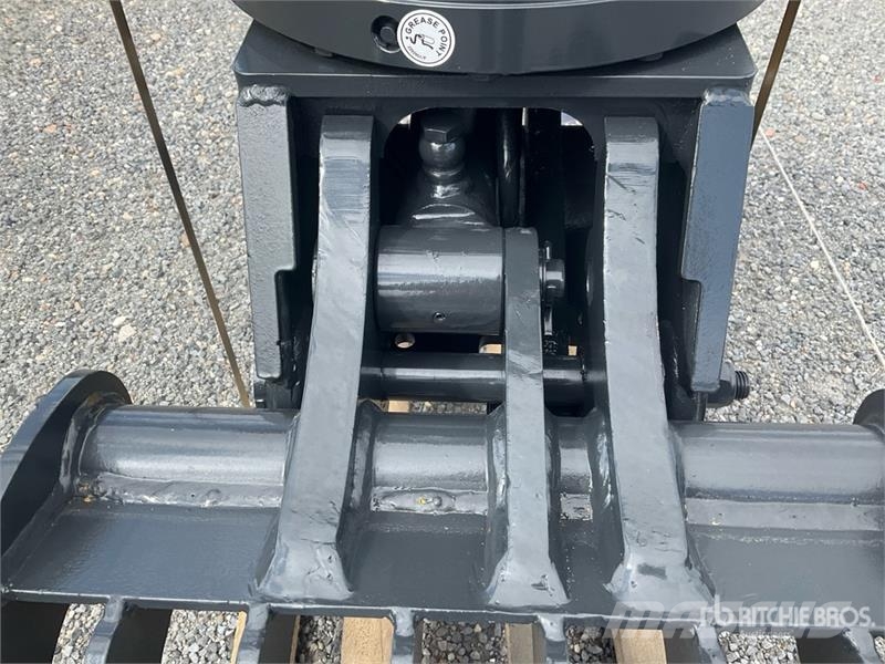 Mustang GRP 250 D Demolition Grapple (Unused) Грейферы