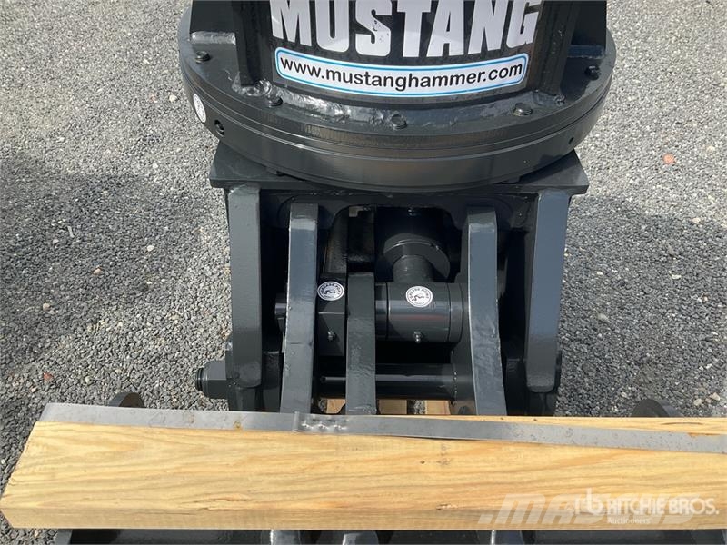 Mustang GRP 450 D Demolition Grapple (Unused) Грейферы