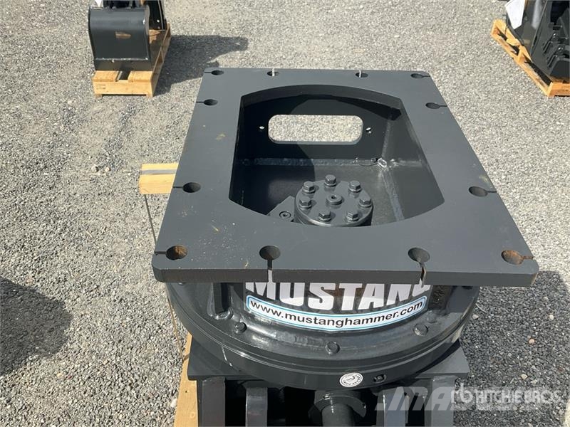 Mustang GRP 450 D Demolition Grapple (Unused) Грейферы