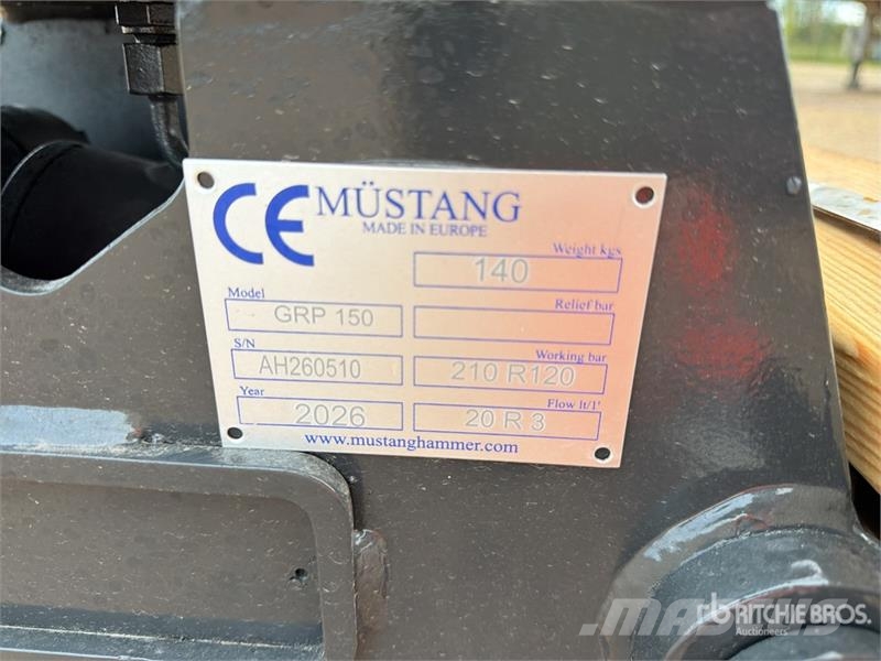 Mustang GRP150 Chwytaki