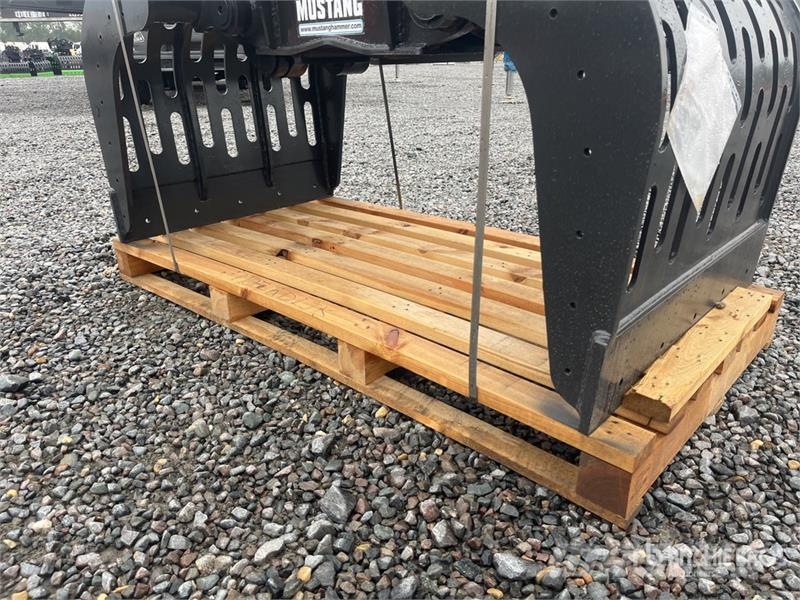 Mustang GRP1500 Grapples