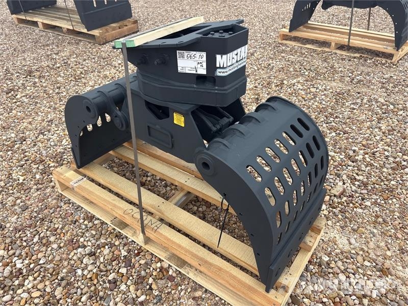 Mustang GRP200 Demolition Grapple (Unused) Pinzas