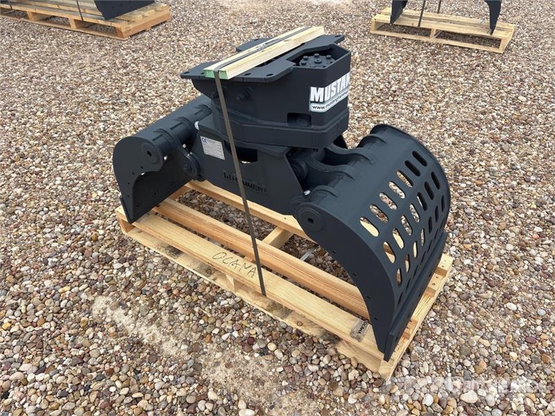 Mustang GRP200 Demolition Grapple (Unused) Pinzas