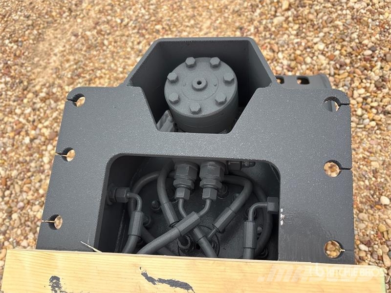 Mustang GRP200 Demolition Grapple (Unused) Pinzas