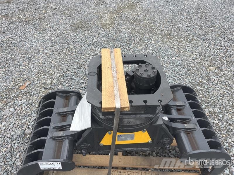 Mustang GRP250D Rotating Demolition Grapple (Unused) Grapples