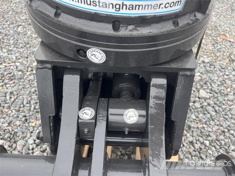Mustang GRP250D Rotating Demolition Grapple (Unused) Grapples