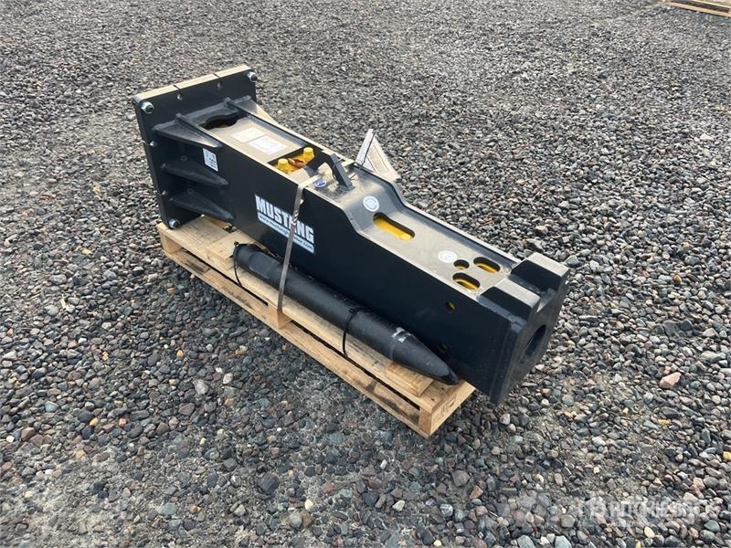 Mustang HM1002 Hydraulic Breaker (Unused) Hammers / Breakers