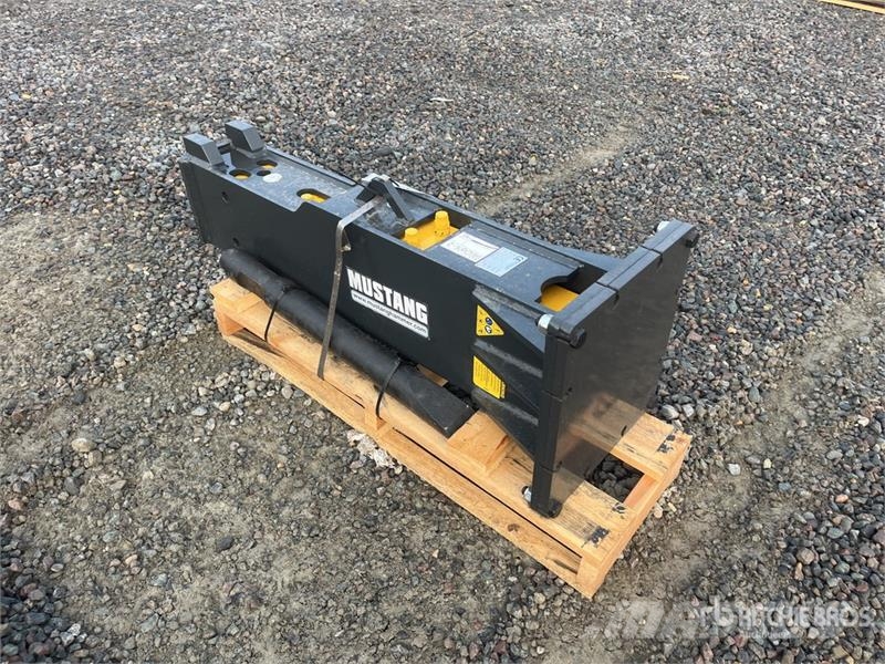 Mustang HM1002 Hydraulic Breaker (Unused) مطارق / كسارات