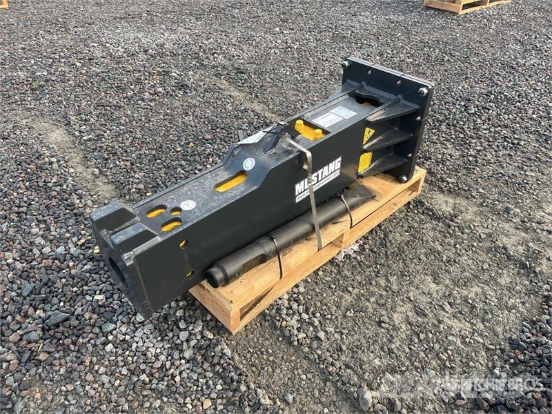 Mustang HM1002 Hydraulic Breaker (Unused) مطارق / كسارات