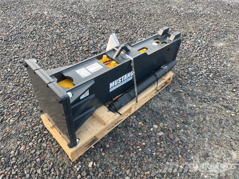 Mustang HM1002 Hydraulic Breaker (Unused) Hammers / Breakers