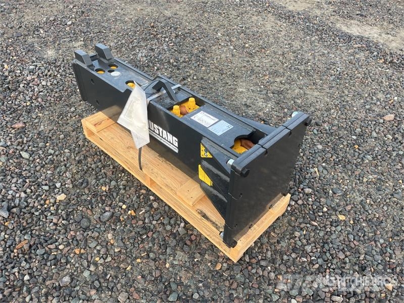 Mustang HM1002 Hydraulic Breaker (Unused) Hammers / Breakers