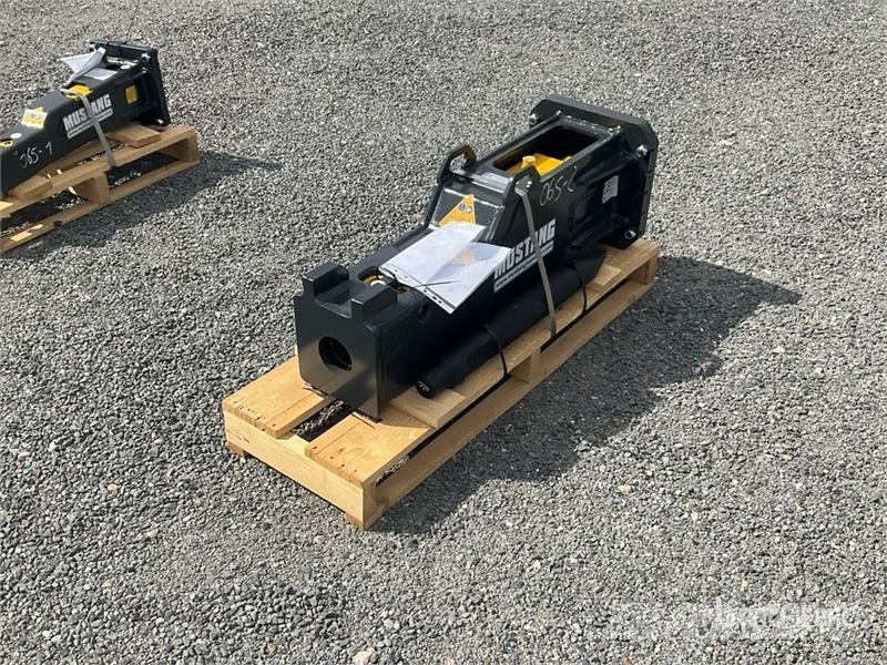 Mustang HM350 Hydraulic Breaker (Unused) مطارق / كسارات