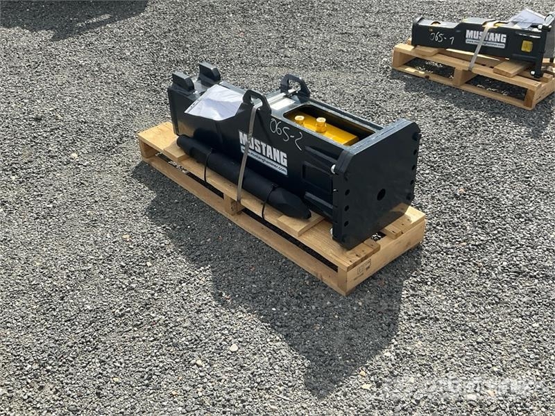 Mustang HM350 Hydraulic Breaker (Unused) مطارق / كسارات