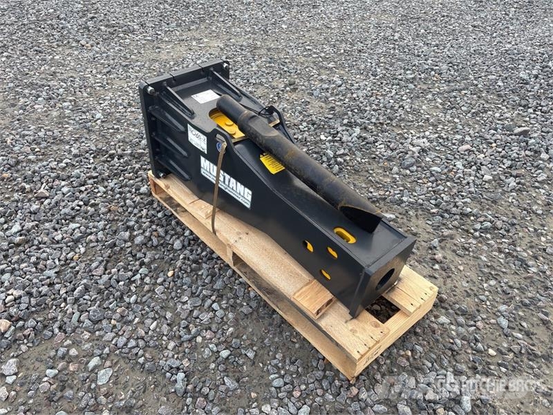Mustang HM550 Hydraulic Breaker (Unused) 破碎锤
