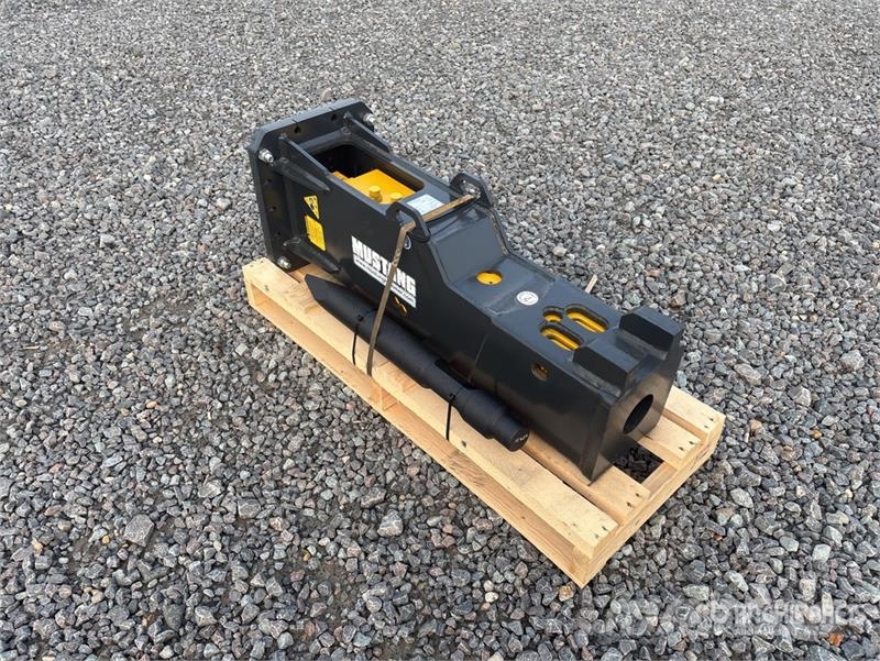 Mustang HM600 Hydraulic Breaker (Unused) 破碎锤