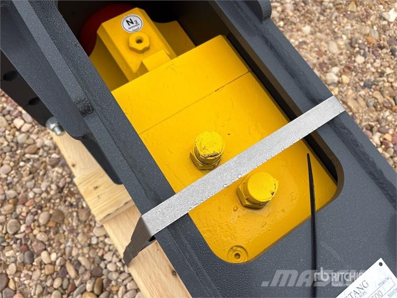 Mustang HM600 Hydraulic Breaker (Unused) مطارق / كسارات