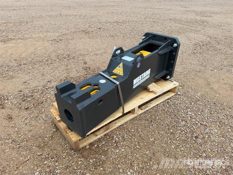 Mustang HM600 Hydraulic Breaker (Unused) Bourací kladiva / Sbíječky