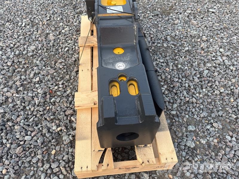 Mustang HM600 Hydraulic Breaker (Unused) 破碎锤