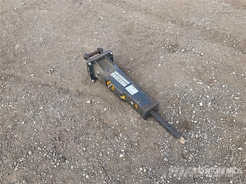 Mustang Hydraulic Breaker مطارق / كسارات