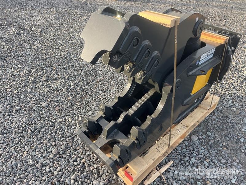 Mustang R10 Rotating Demolition Pulverizer (Unused) Crushers
