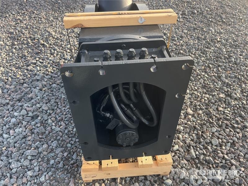 Mustang R12 Rotating Demolition Pulverizer (Unused) Crushers