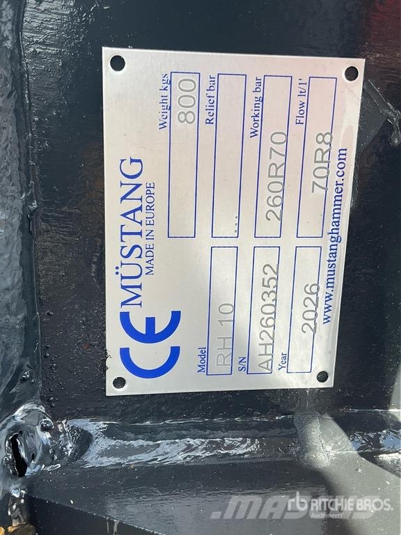 Mustang RH10 Demolition Pulverizer (Unused) جراشات البناء