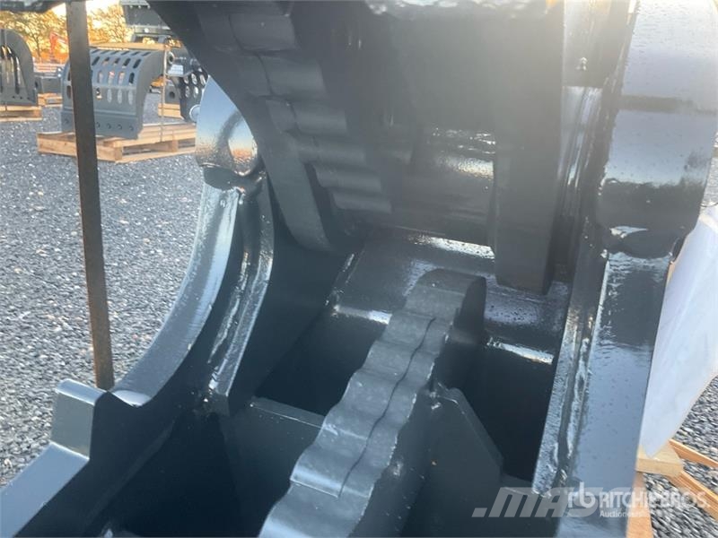 Mustang RH10 Rotating Demolition Pulverizer (Unused) Kırıcılar