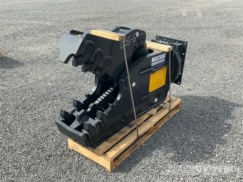 Mustang RH12 جراشات البناء
