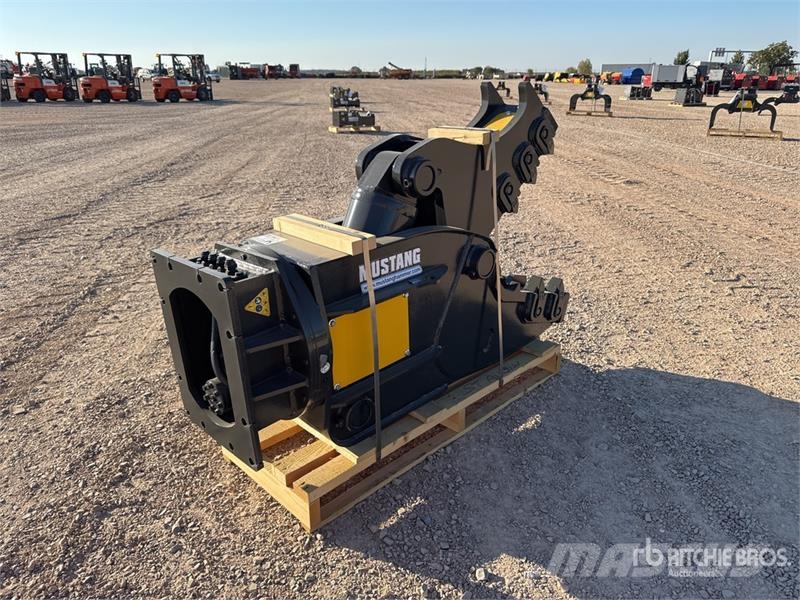 Mustang RH12 جراشات البناء
