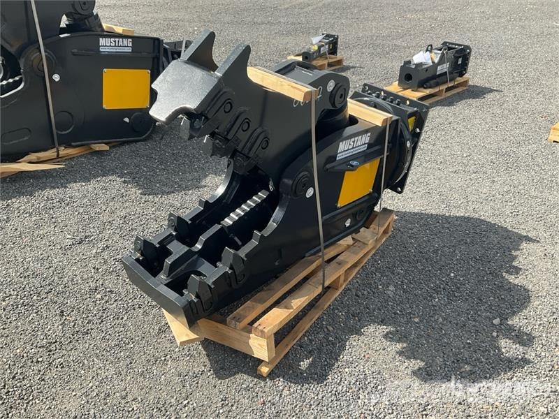 Mustang RH15 Demolition Pulverizer (Unused) جراشات البناء