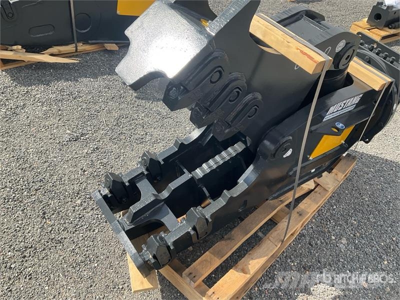 Mustang RH15 Demolition Pulverizer (Unused) جراشات البناء
