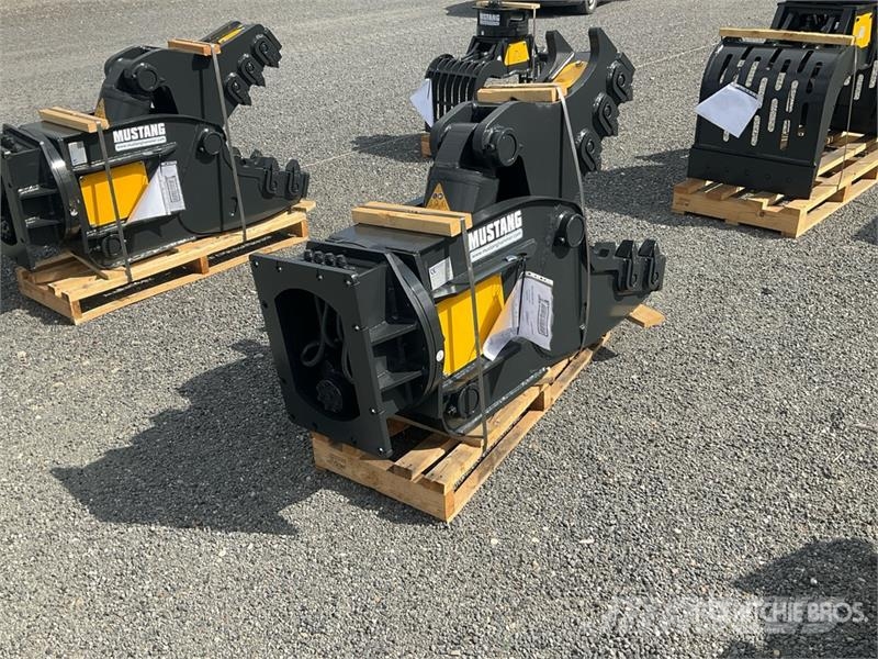 Mustang RH15 Demolition Pulverizer (Unused) جراشات البناء