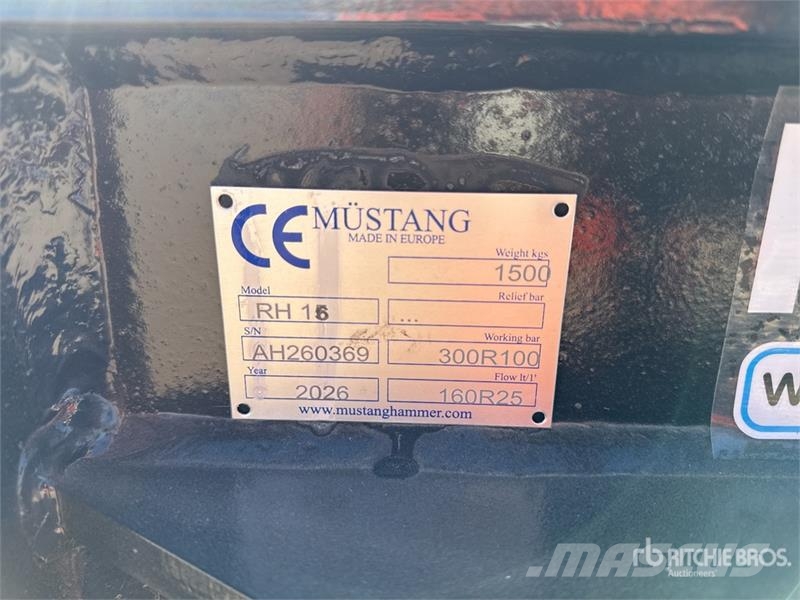 Mustang RH16 جراشات البناء