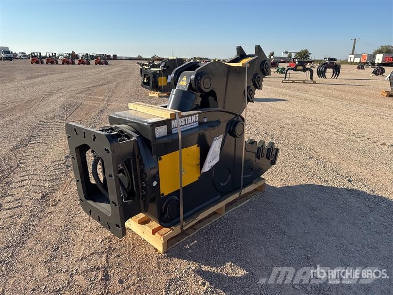 Mustang RH16 جراشات البناء