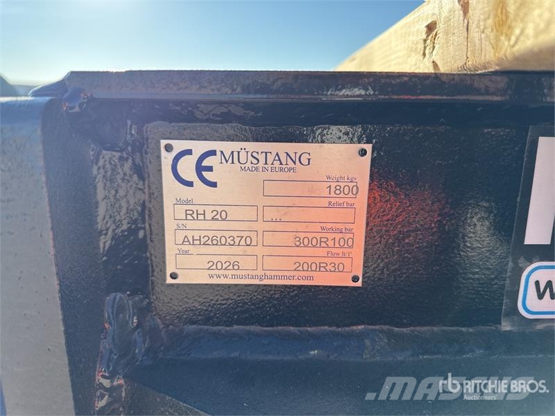 Mustang RH20 جراشات البناء