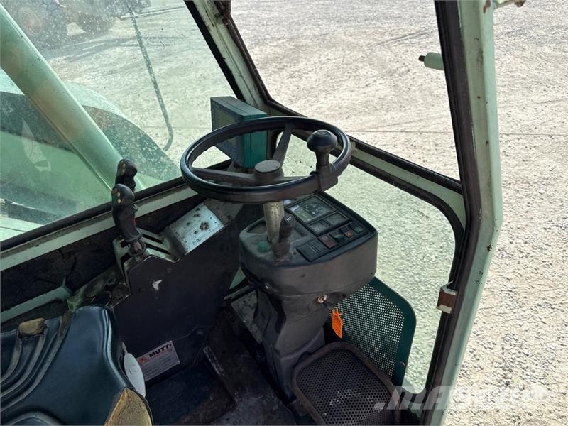Mutti MC 18 Feed Mixer Maisītāji dalītāji