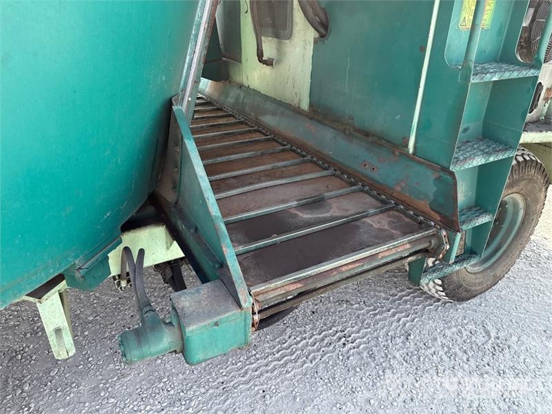 Mutti MC 18 Feed Mixer Maisītāji dalītāji