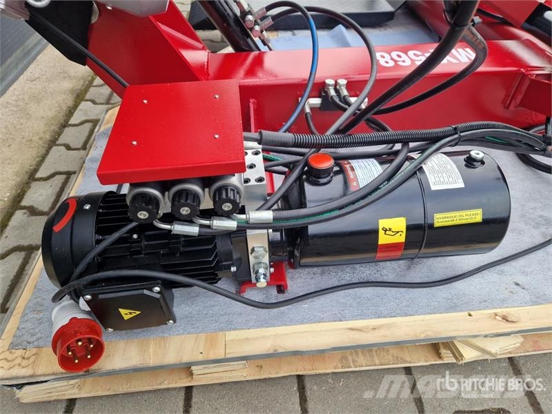  MX-568 Truck and Equipment Tire Changer (Unused) Muut koneet
