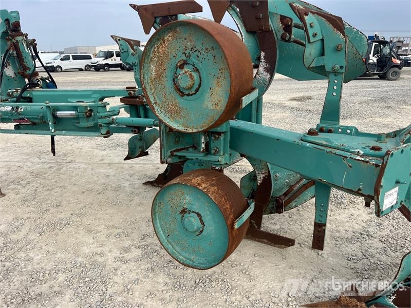 Nardi 3 Bottom Breaking Plow Plows